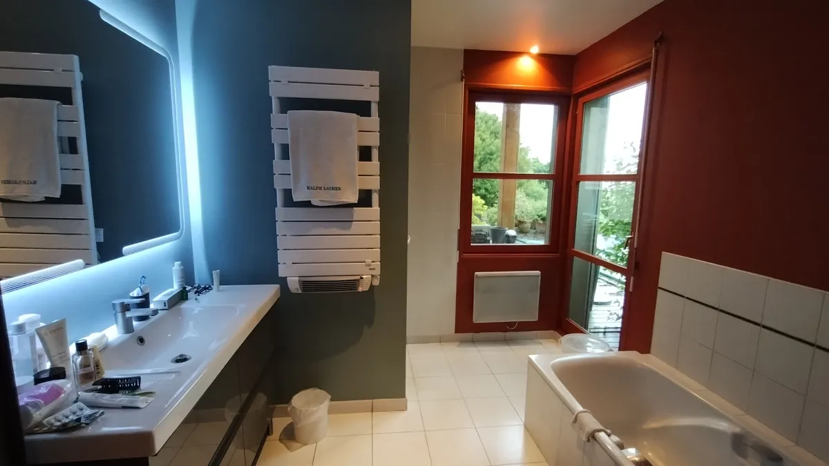 Photo 19
