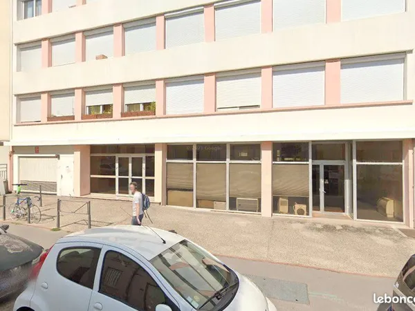 Parking/box LYON