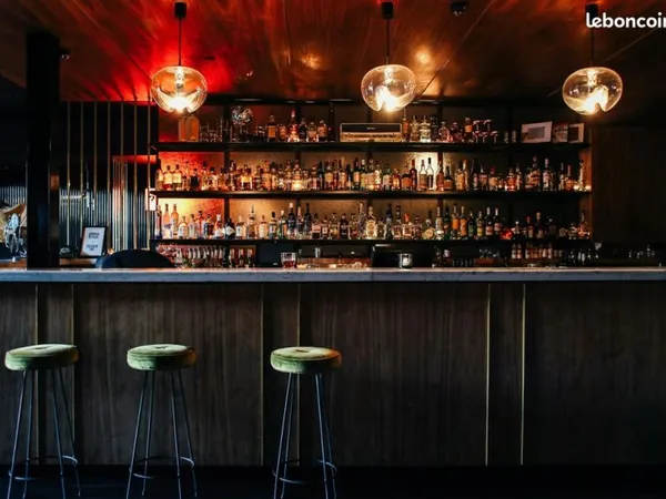 Restaurant 280 m² LEVALLOIS PERRET