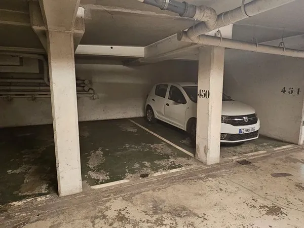 Parking/box LEVALLOIS PERRET