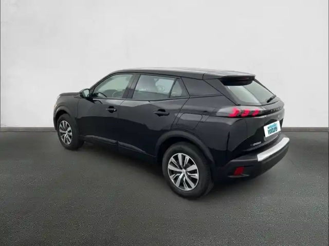 Peugeot 2008 electrique 136 ch — photo 7