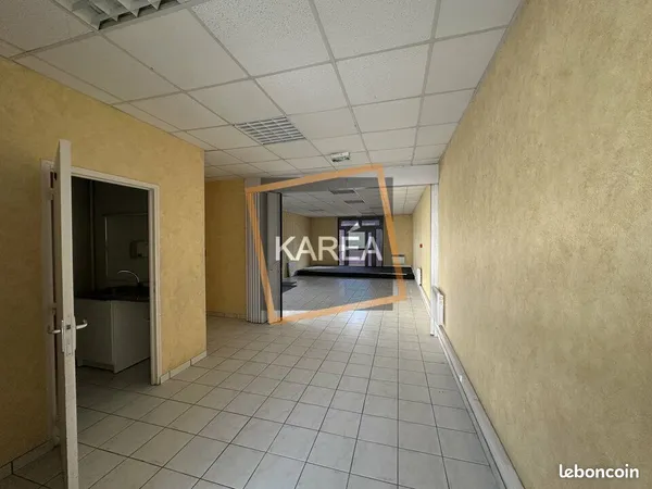 Bureaux 78 m² BUSSY SAINT GEORGES