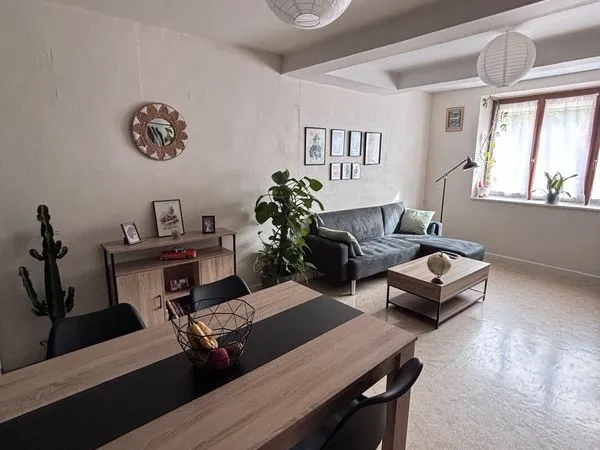 A LOUER maison d'habitation