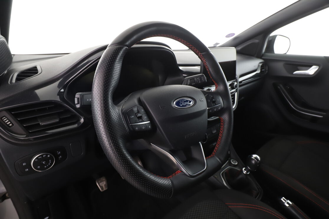 Ford Puma 1.0 EcoBoost Hybrid mHEV ST Line — photo 10