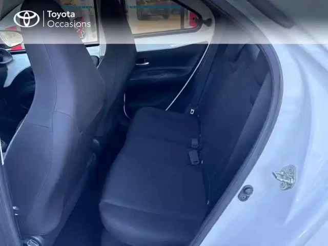 Toyota Aygo X 1.0 vvt-i 72ch dynamic — photo 12