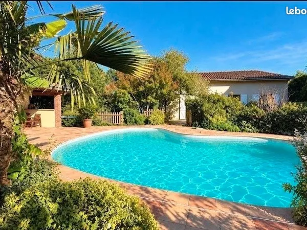 Mondonville, maison 217m², piscine plus annexe, 465 000