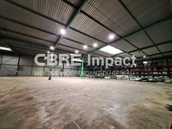 Local d'activité 5960 m²