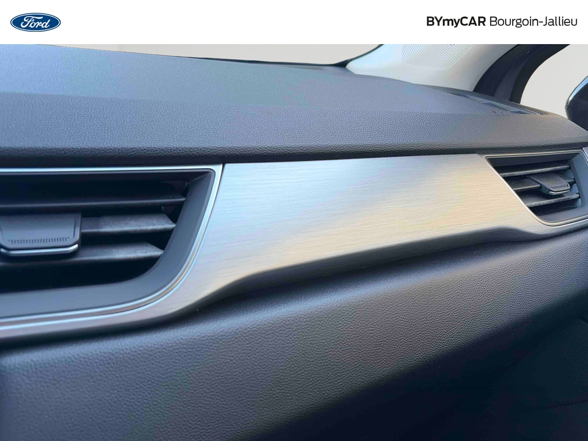 Renault Captur E-Tech Plug-in 160 — photo 20