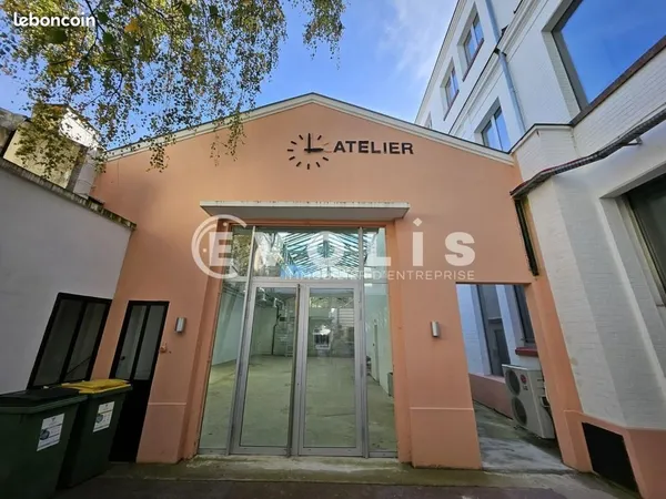 Bureau 356 m²