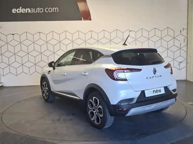 Renault Captur tce 90 - 21 — photo 3