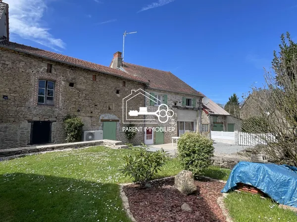 Ensemble Immobilier en pierres à Saint-Amand-Magnazeix Idé