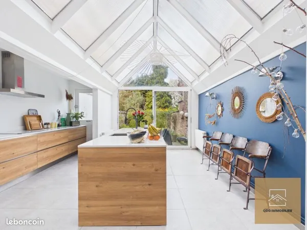 Maison 6 pièces 164 m²