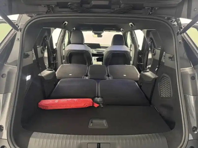 Peugeot 5008 plug-in hybrid 195 e-dcs7 — photo 67