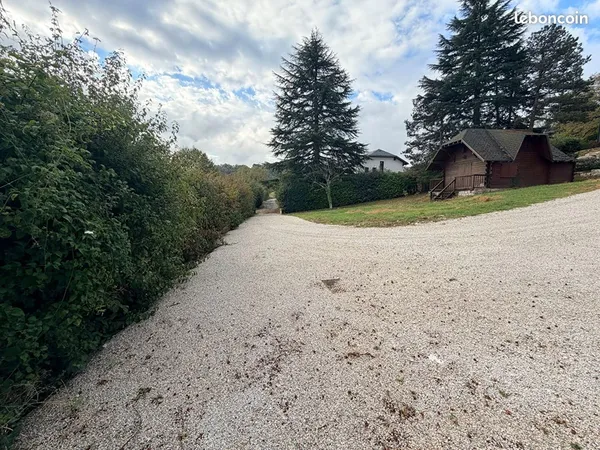 Terrain 881 m² CHAMBERY
