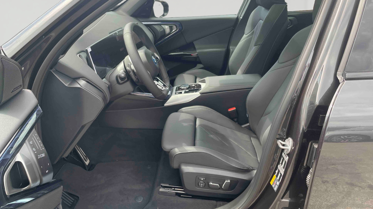 BMW X3 30e xDrive 299 ch BVA8 — photo 11