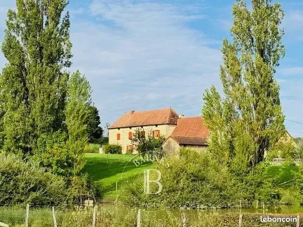 Propriété 8 pièces 237 m²