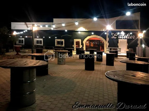 Local commercial 380 m²