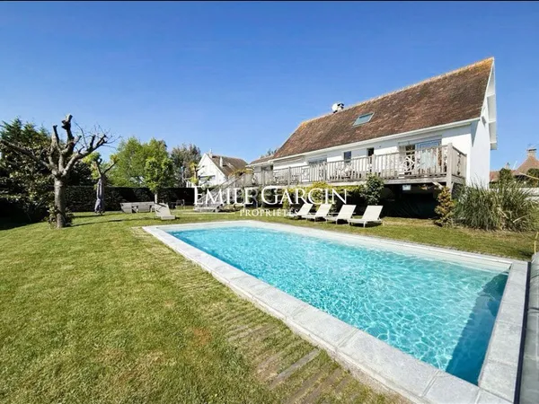 A vendre -Tourgeville -Maison - jardin -piscine- garage - proche plage