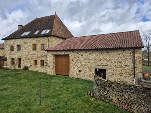 Maison 5 pièces 260 m²