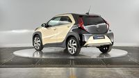 Toyota Aygo X 1.0 VVT-i 72ch Collection S-CVT — photo 8