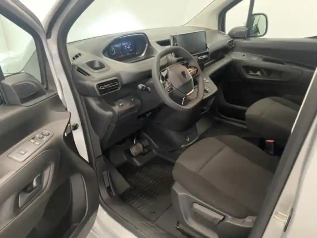 Peugeot Partner xl diesel 130ch cabine approfondie automatique — photo 12