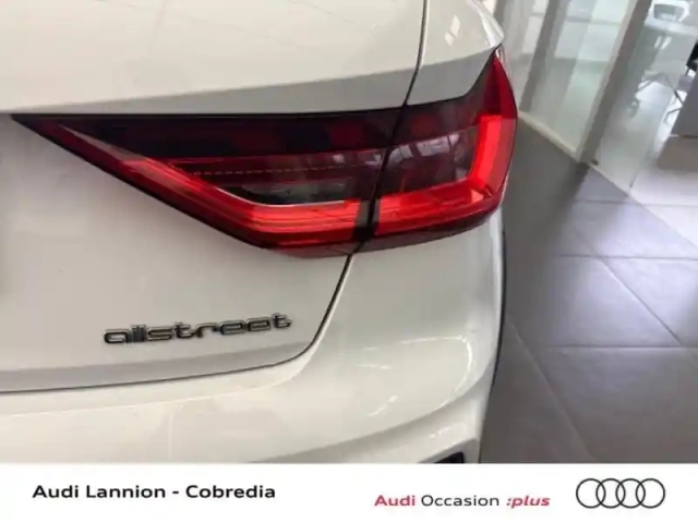 Audi A1 allstreet 30 tfsi 110ch advanced s tronic 7 — photo 7