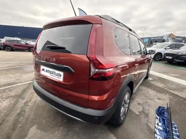 Dacia Jogger 1.0 tce 110 ch confort 7 places — photo 5