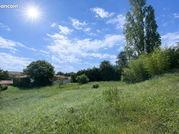Terrain 1300 m² Lentilly