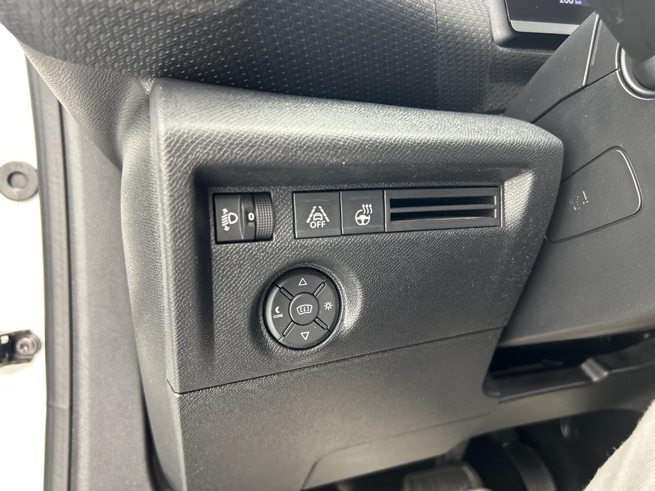 Citroën C4 puretech 130 s&s eat8 feel pack — photo 31