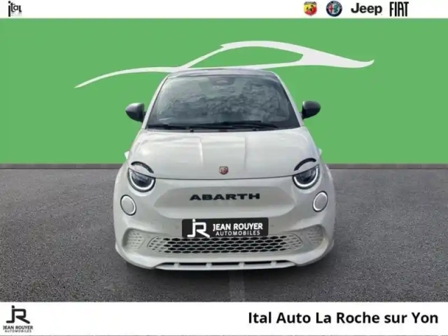 Abarth 500 e 155ch 42kwh turismo 4cv — photo 2