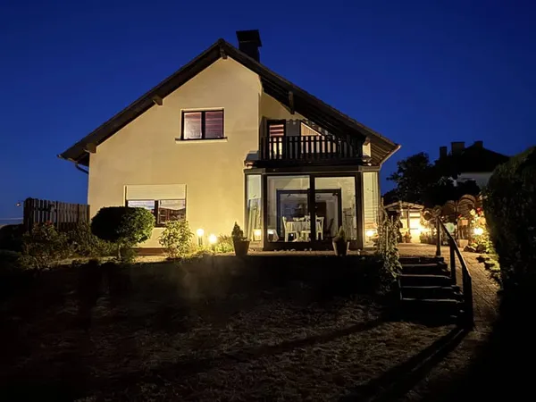 Maison 7 pièces 247 m²