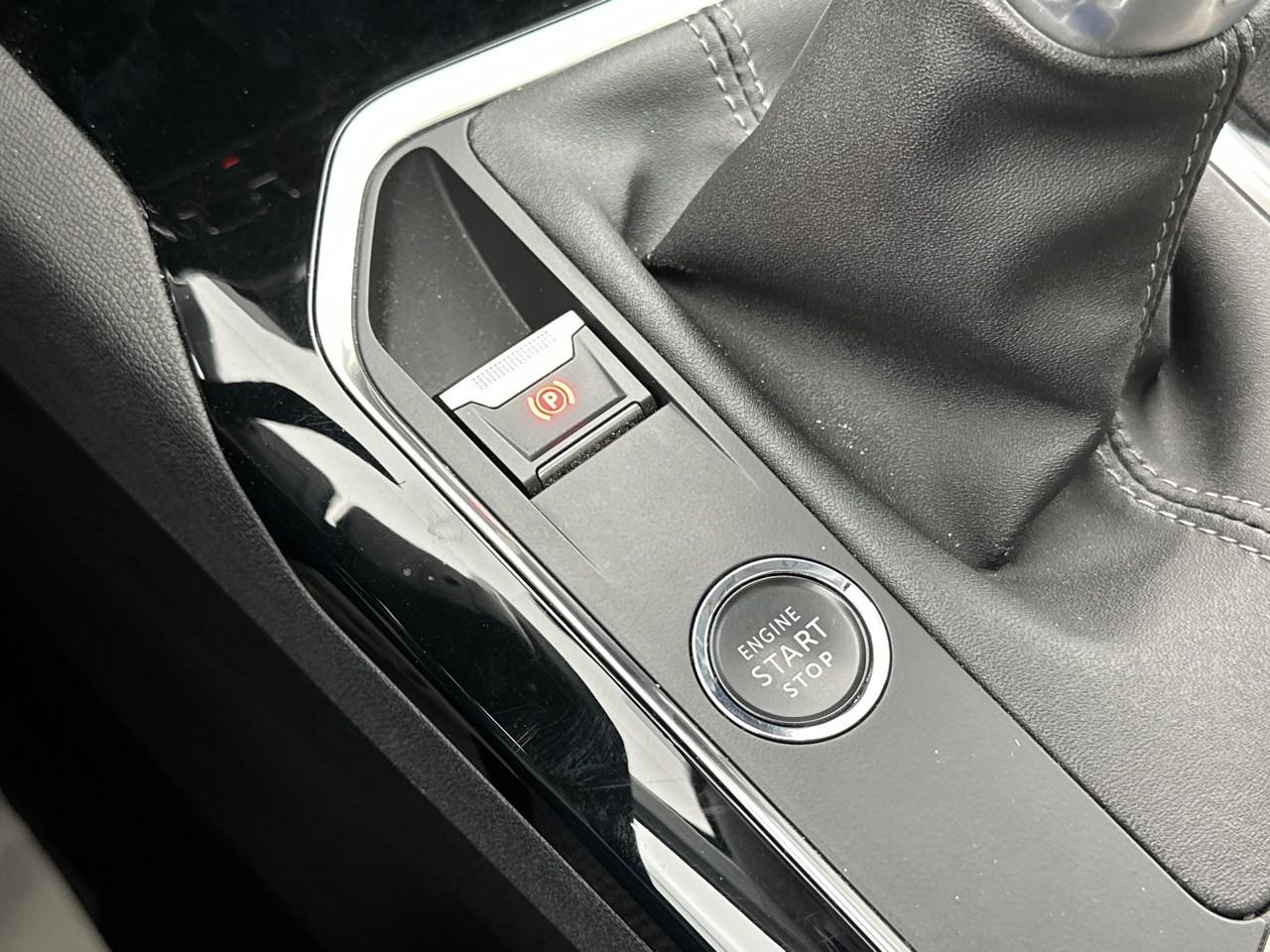 Peugeot 3008 puretech 130ch s&s bvm6 allure — photo 28