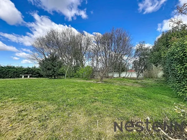 Terrain à bâtir 1000 m² - Labastide-Clermont - Environnement calme et verdoyant