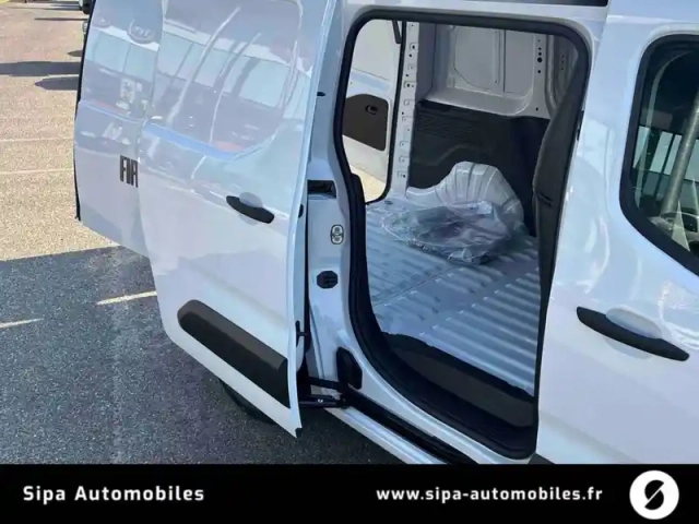 Fiat Doblo fourgon m diesel 100 ch manuelle — photo 37