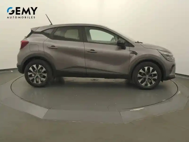 Renault Captur tce 90 — photo 23
