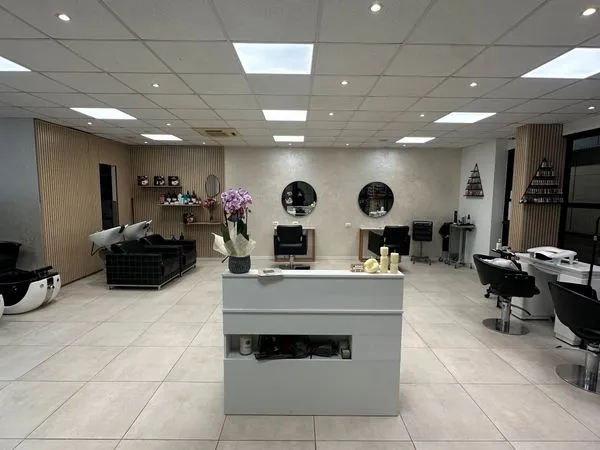 Institut de beauté / coiffure