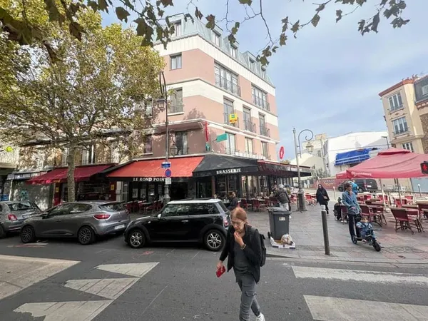 Local commercial 83 m²