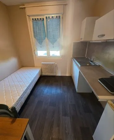 Belle chambre meublée