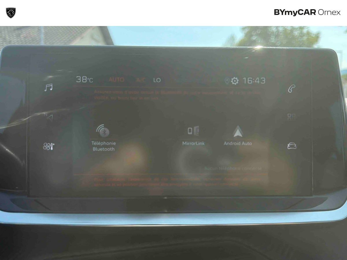 Peugeot 208 PureTech 100 S&amp;S EAT8 — photo 30
