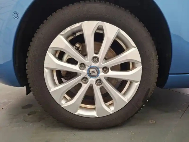 Renault Zoé zoe r110 — photo 18