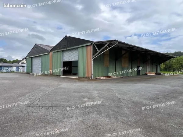 Local d'activité 670 m²