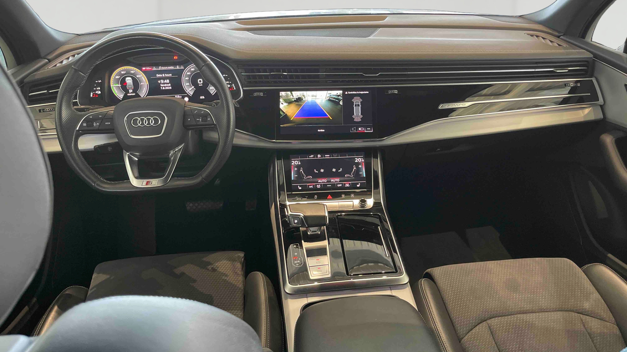 Audi Q7 60 TFSI e 462 Tiptronic 8 Quattro — photo 9