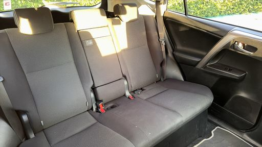 Toyota RAV4 2.5 VVTi 197 Hybrid 2WD E-CVT - Dynamic – 2018 – 86598 km – Hybride essence – Boîte Automatique — photo 19