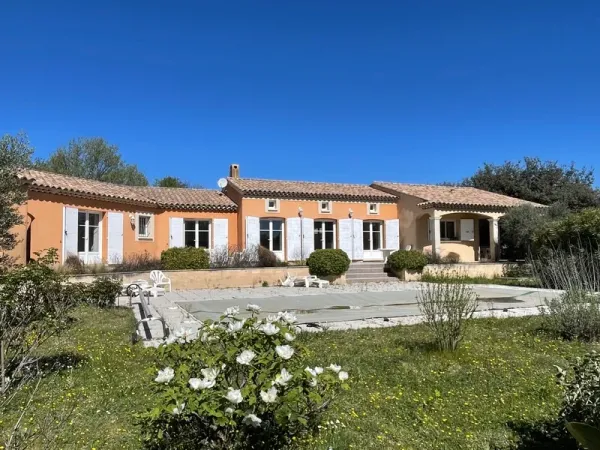 Villa 7 pièces 198 m²