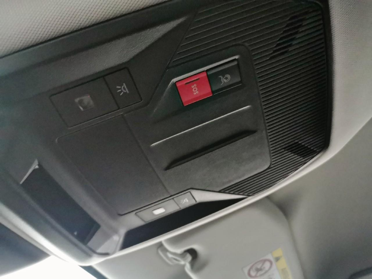 Peugeot 308 sw hybrid 145 e-dcs6 style — photo 26
