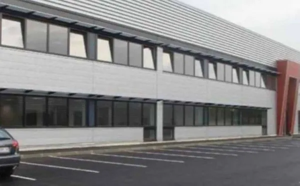 Local d'activité 3035 m²