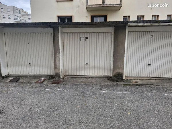 Vend garage Chambery