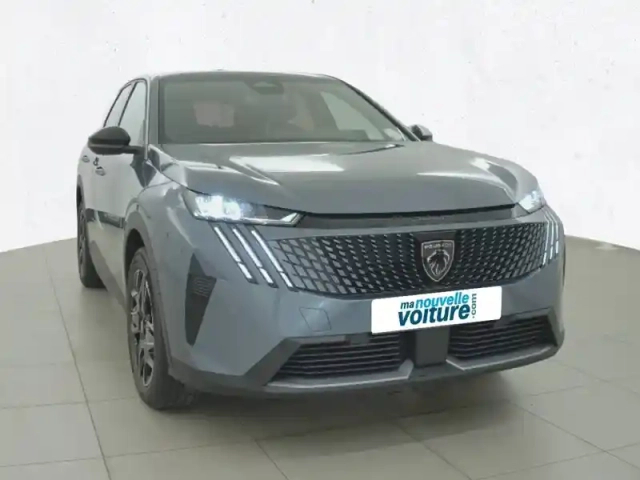 Peugeot 3008 hybrid 145 e-dcs6 — photo 22