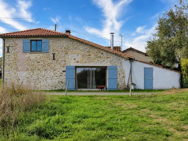 AILLAS (33124) - SUPERBE MAISON DE CAMPAGNE DE 130 M² SUR UN TERRAIN DE 9 600 M²