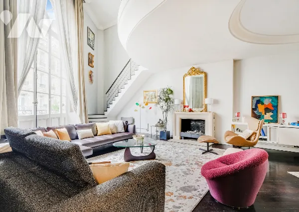 Maison 8 pièces 410 m²